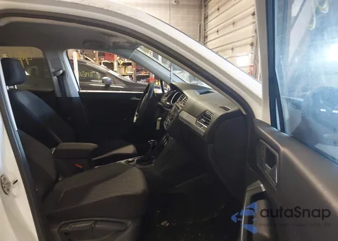 2021 Volkswagen Tiguan 2.0T S z USA, uszkodzony, nr VIN 3VV0B7AX7MM102883